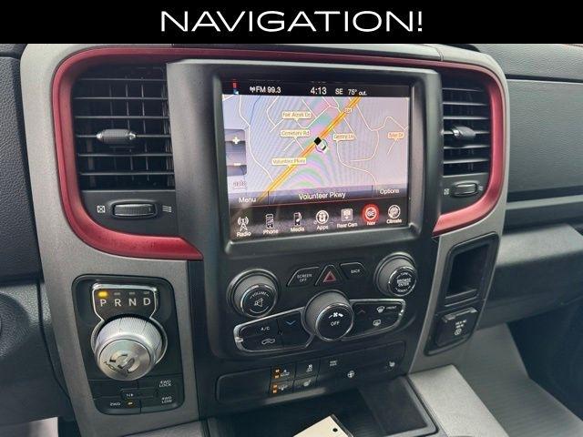 RAM 1500 4WD Crew Cab 140.5" Rebel 2016