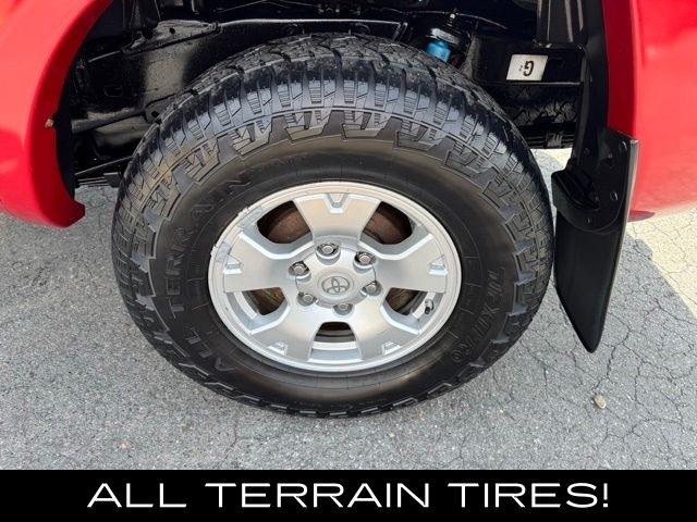 Toyota Tacoma 4WD Double Cab LB V6 AT TRD Off Road (Natl) 2015