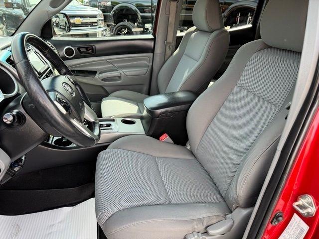 Toyota Tacoma 4WD Double Cab LB V6 AT TRD Off Road (Natl) 2015