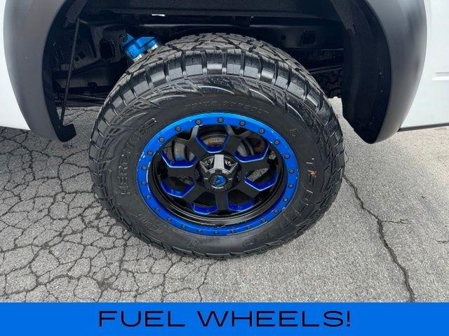 Ford F-150 4WD SuperCrew 145" SVT Raptor 2014