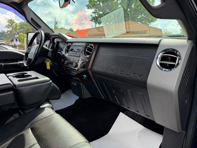 Ford Super Duty F-350 SRW 4WD Crew Cab 156" Lariat 2012