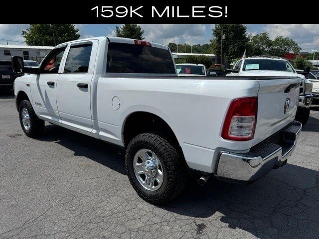 RAM 2500 Tradesman 4x4 Crew Cab 6'4" Box 2019