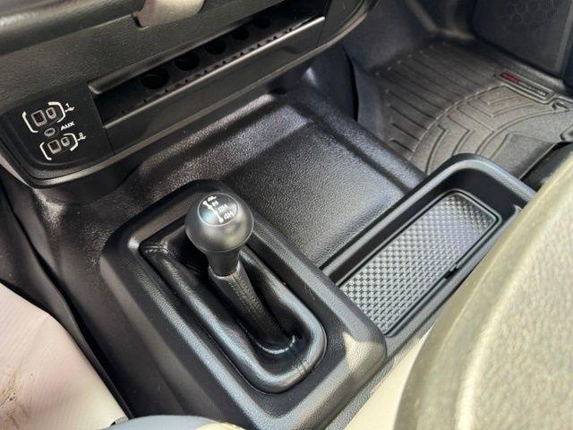 RAM 2500 Tradesman 4x4 Crew Cab 6'4" Box 2019