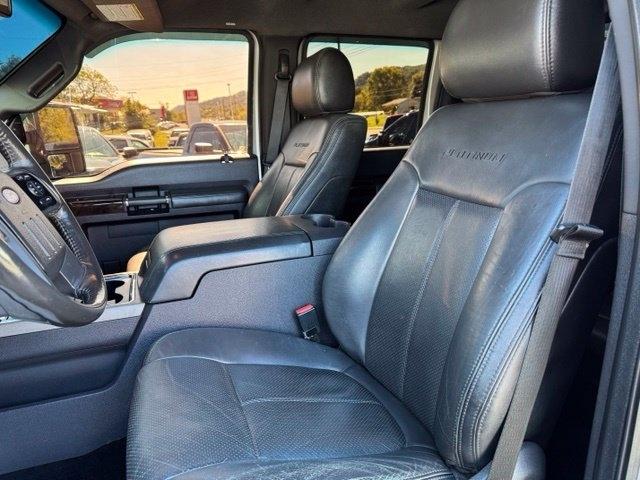 Ford Super Duty F-250 SRW Platinum 4WD Crew Cab 6.75' Box 2016