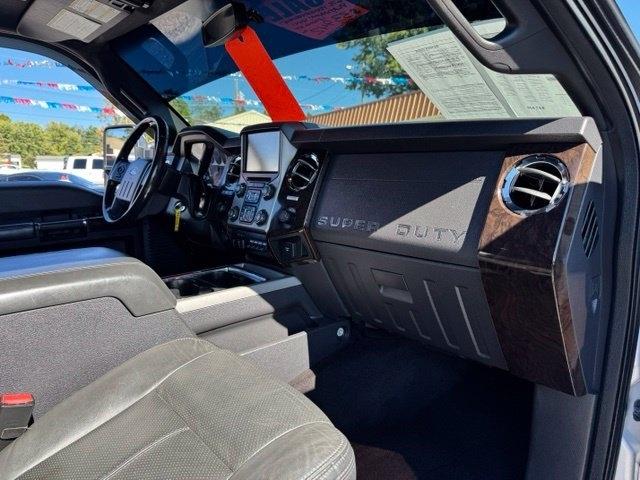 Ford Super Duty F-250 SRW Platinum 4WD Crew Cab 6.75' Box 2016