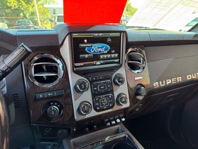 Ford Super Duty F-250 SRW Platinum 4WD Crew Cab 6.75' Box 2016