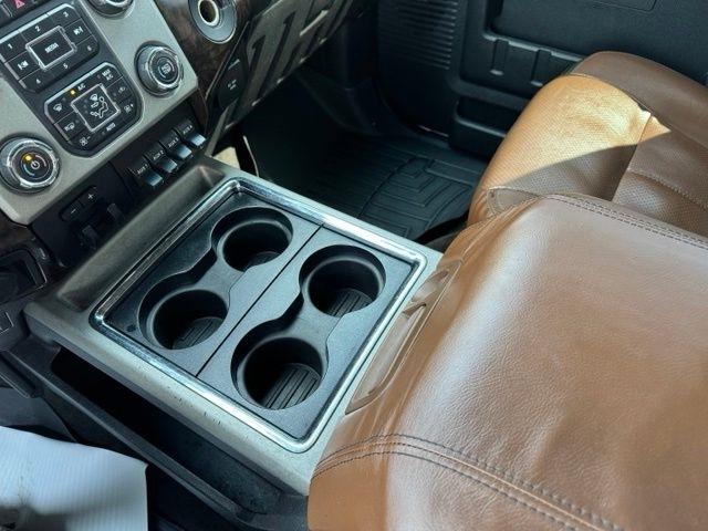 Ford Super Duty F-350 SRW 4WD Crew Cab 156" King Ranch 2016