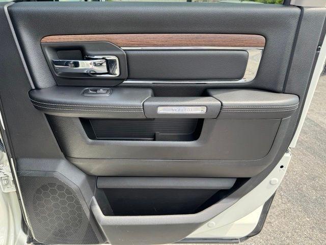 RAM 2500 Laramie 4x4 Crew Cab 6'4" Box 2018