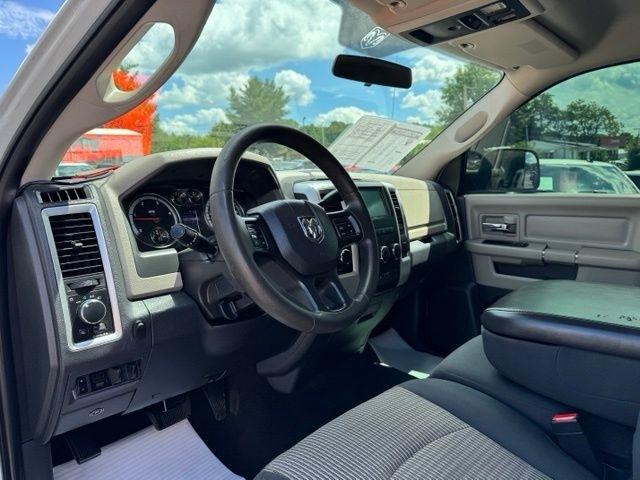 RAM 2500 4WD Mega Cab 160.5" SLT 2012