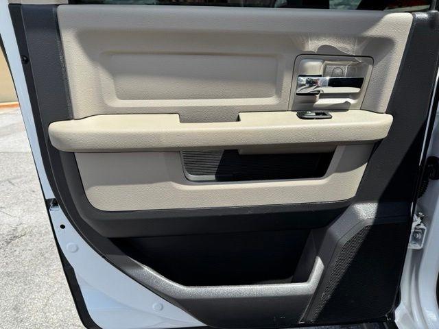 RAM 2500 4WD Mega Cab 160.5" SLT 2012