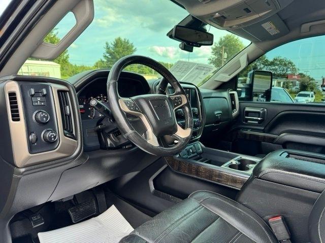 GMC Sierra 2500HD 4WD Crew Cab 153.7" Denali 2016