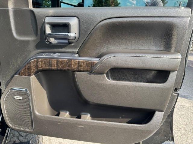 GMC Sierra 2500HD 4WD Crew Cab 153.7" Denali 2016