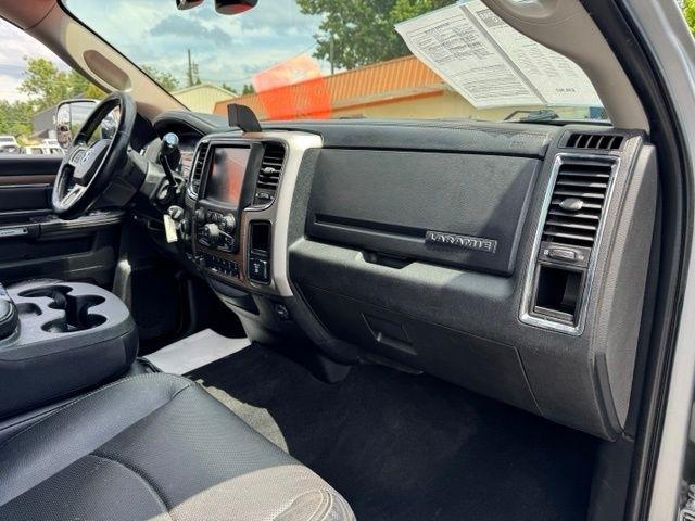 RAM 2500 Laramie 4x4 Crew Cab 6'4" Box 2017
