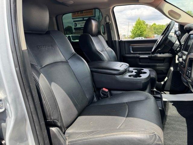 RAM 2500 Laramie 4x4 Crew Cab 6'4" Box 2017