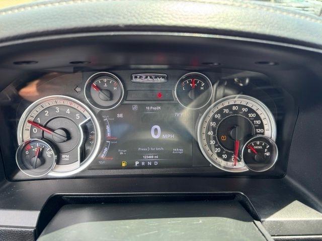 RAM 2500 Laramie 4x4 Crew Cab 6'4" Box 2017