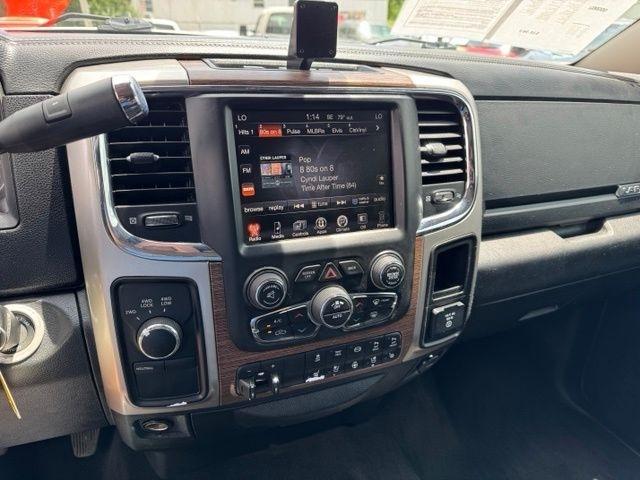 RAM 2500 Laramie 4x4 Crew Cab 6'4" Box 2017