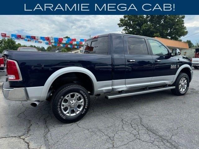 RAM 2500 4WD Mega Cab 160.5" Laramie 2015