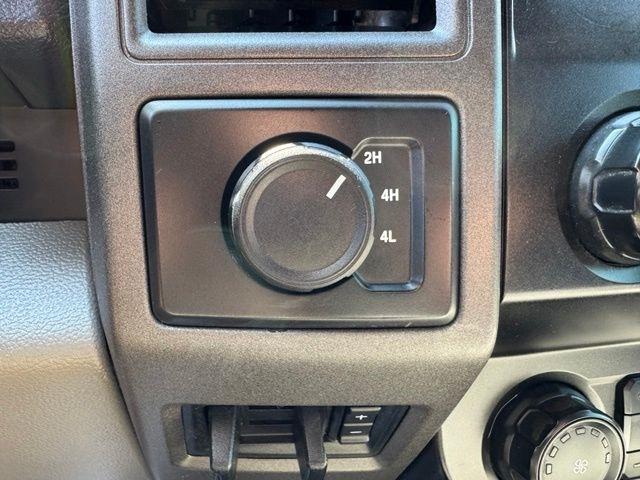 Ford Super Duty F-250 SRW King Ranch 4WD Crew Cab 8' Box 2022
