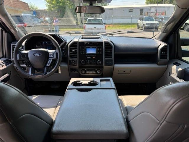 Ford Super Duty F-250 SRW King Ranch 4WD Crew Cab 8' Box 2022
