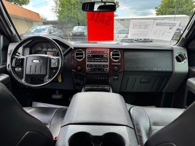 Ford Super Duty F-250 SRW 4WD Crew Cab 156" Lariat 2012