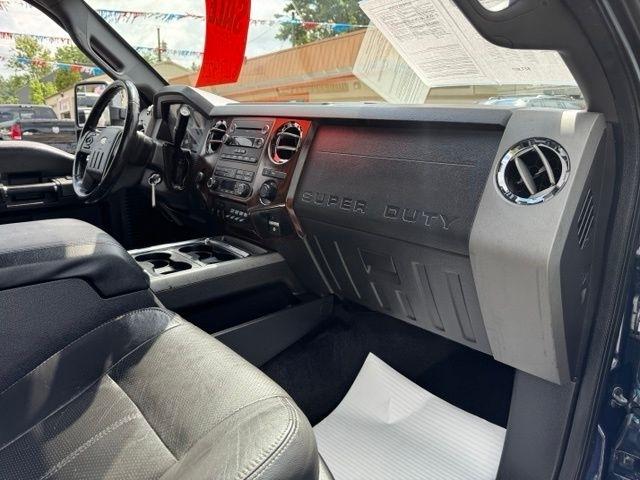 Ford Super Duty F-250 SRW 4WD Crew Cab 156" Lariat 2012