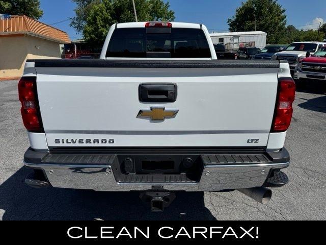 Chevrolet Silverado 3500HD 4WD Crew Cab 153.7" LTZ 2015