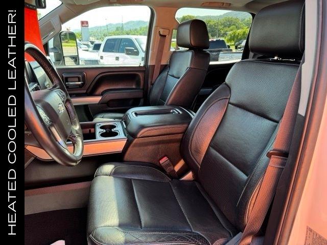 Chevrolet Silverado 3500HD 4WD Crew Cab 153.7" LTZ 2015