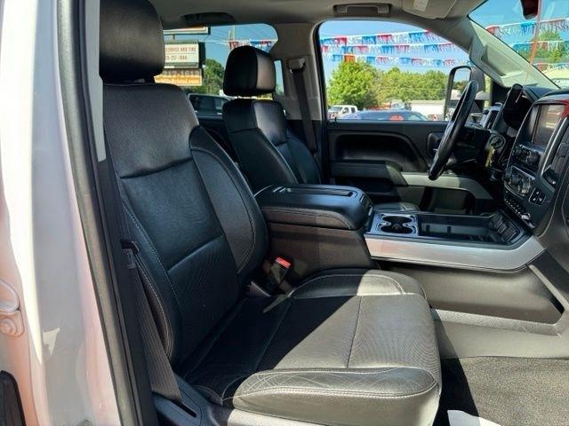 Chevrolet Silverado 3500HD 4WD Crew Cab 153.7" LTZ 2015