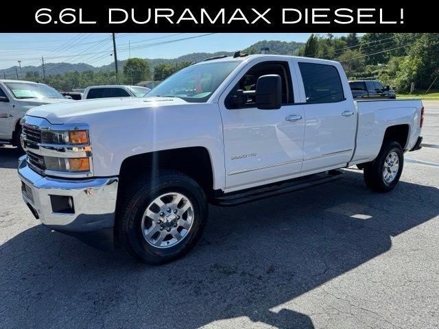 Chevrolet Silverado 3500HD 4WD Crew Cab 153.7" LTZ 2015
