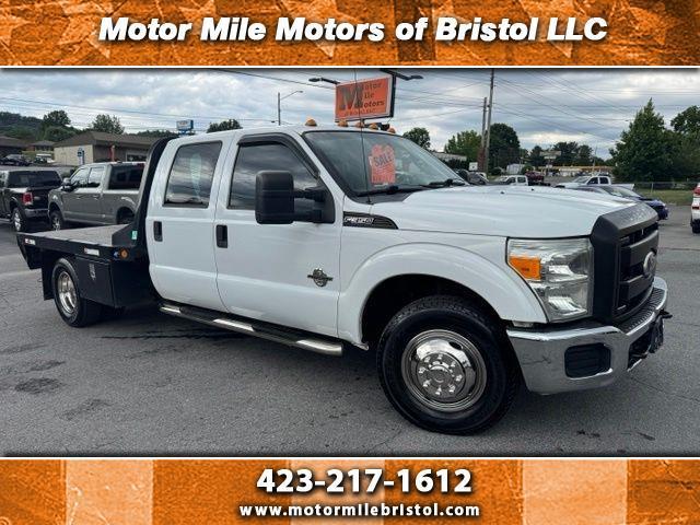 2011 Ford Super Duty F-350 DRW 2WD Crew Cab 176" WB 60" CA XL