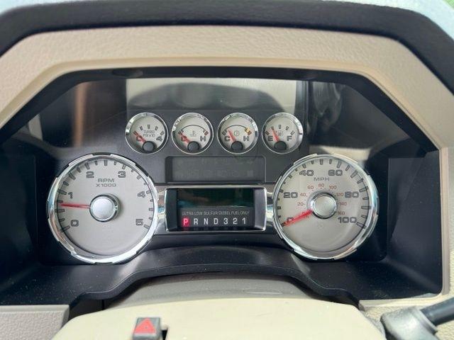 Ford Super Duty F-350 DRW Lariat 4WD Crew Cab 8' Box 2008