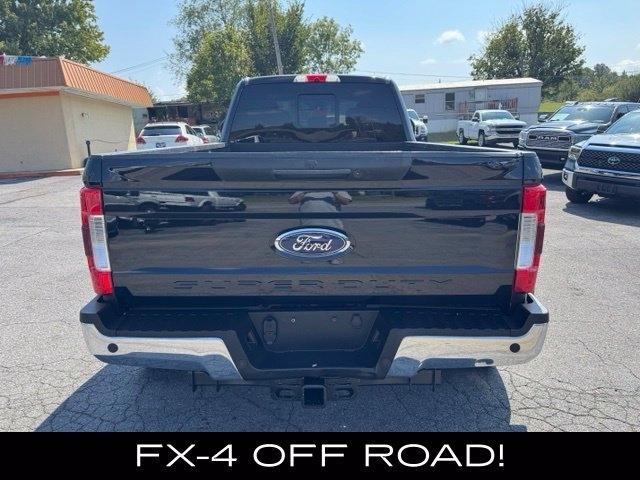 Ford Super Duty F-350 DRW King Ranch 4WD Crew Cab 8' Box 2017