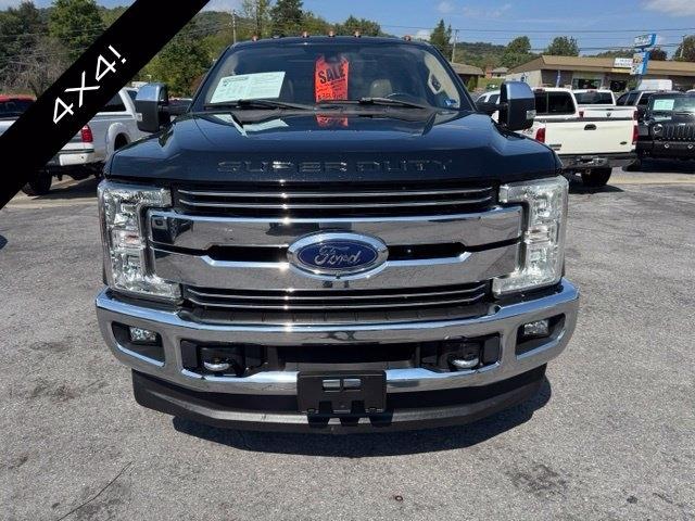 Ford Super Duty F-350 DRW King Ranch 4WD Crew Cab 8' Box 2017