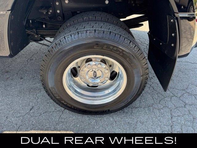 Ford Super Duty F-350 DRW King Ranch 4WD Crew Cab 8' Box 2017
