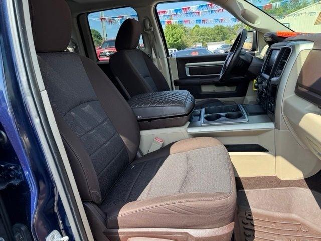 RAM 1500 4WD Quad Cab 140.5" Big Horn 2014