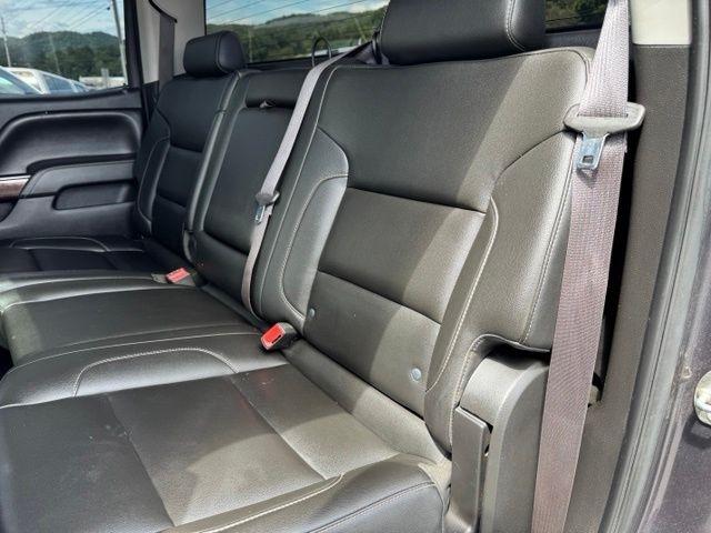 GMC Sierra 2500HD available WiFi 4WD Crew Cab 153.7" SLT 2015