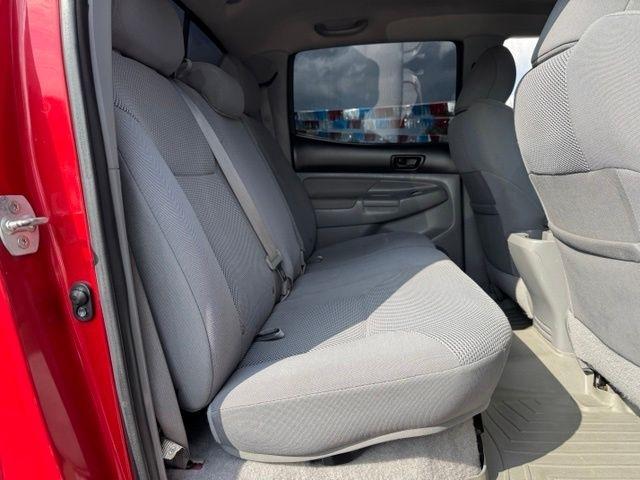 Toyota Tacoma 4WD Double V6 MT (Natl) 2011