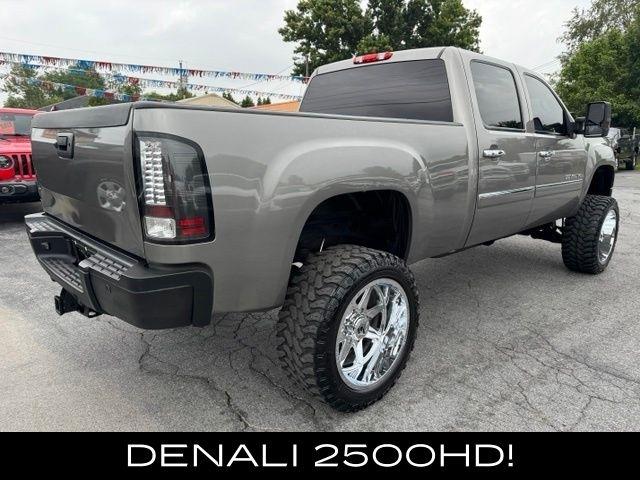 GMC Sierra 2500HD 4WD Crew Cab 153.7" Denali 2013