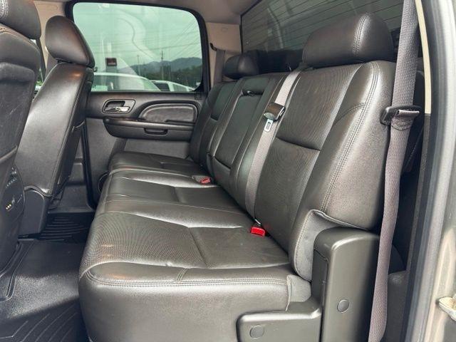 GMC Sierra 2500HD 4WD Crew Cab 153.7" Denali 2013