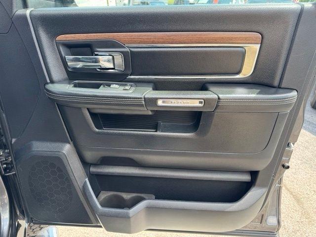 RAM 2500 4WD Crew Cab 149" Laramie 2016
