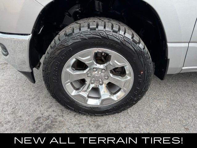 RAM 1500 Big Horn/Lone Star 4x4 Crew Cab 5'7" Box 2019