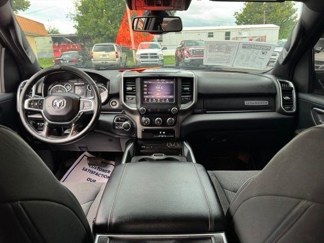 RAM 1500 Big Horn/Lone Star 4x4 Crew Cab 5'7" Box 2019