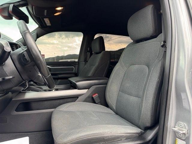 RAM 1500 Big Horn/Lone Star 4x4 Crew Cab 5'7" Box 2019