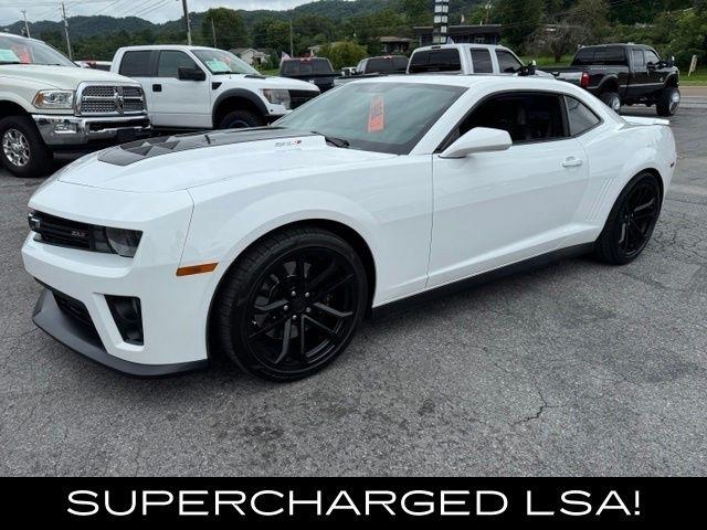 Chevrolet Camaro 2dr Cpe ZL1 2015