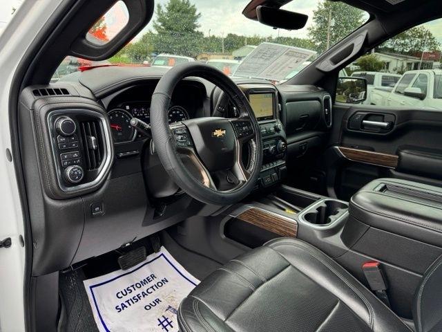 Chevrolet Silverado 1500 4WD Crew Cab 147" High Country 2019