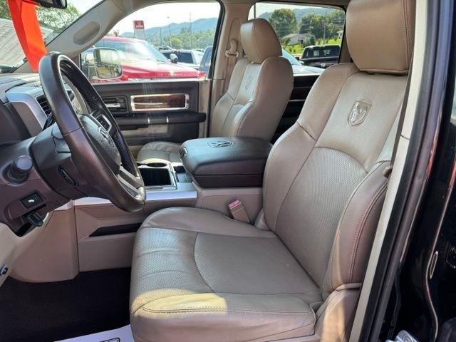 RAM 2500 4WD Crew Cab 149" Laramie 2011