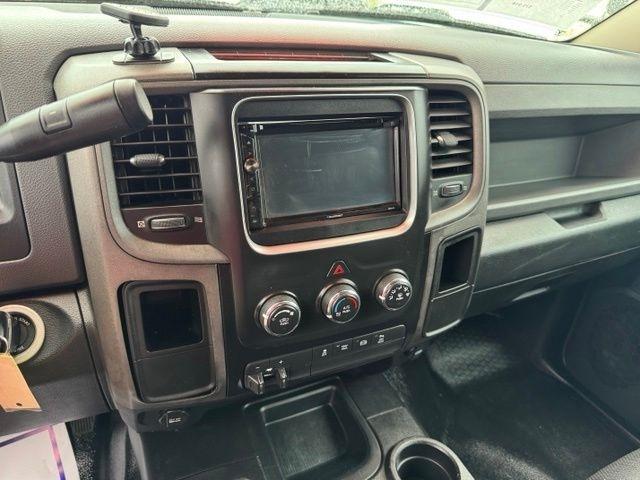 RAM 2500 4WD Crew Cab 149" Tradesman 2016