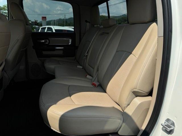 RAM 2500 Laramie 4x4 Crew Cab 6'4" Box 2018