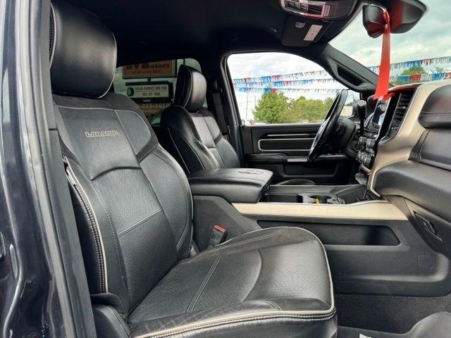 RAM 2500 Laramie 4x4 Crew Cab 6'4" Box 2019