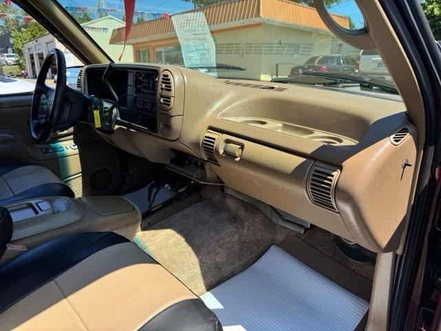 GMC Suburban 2500 4WD 1995